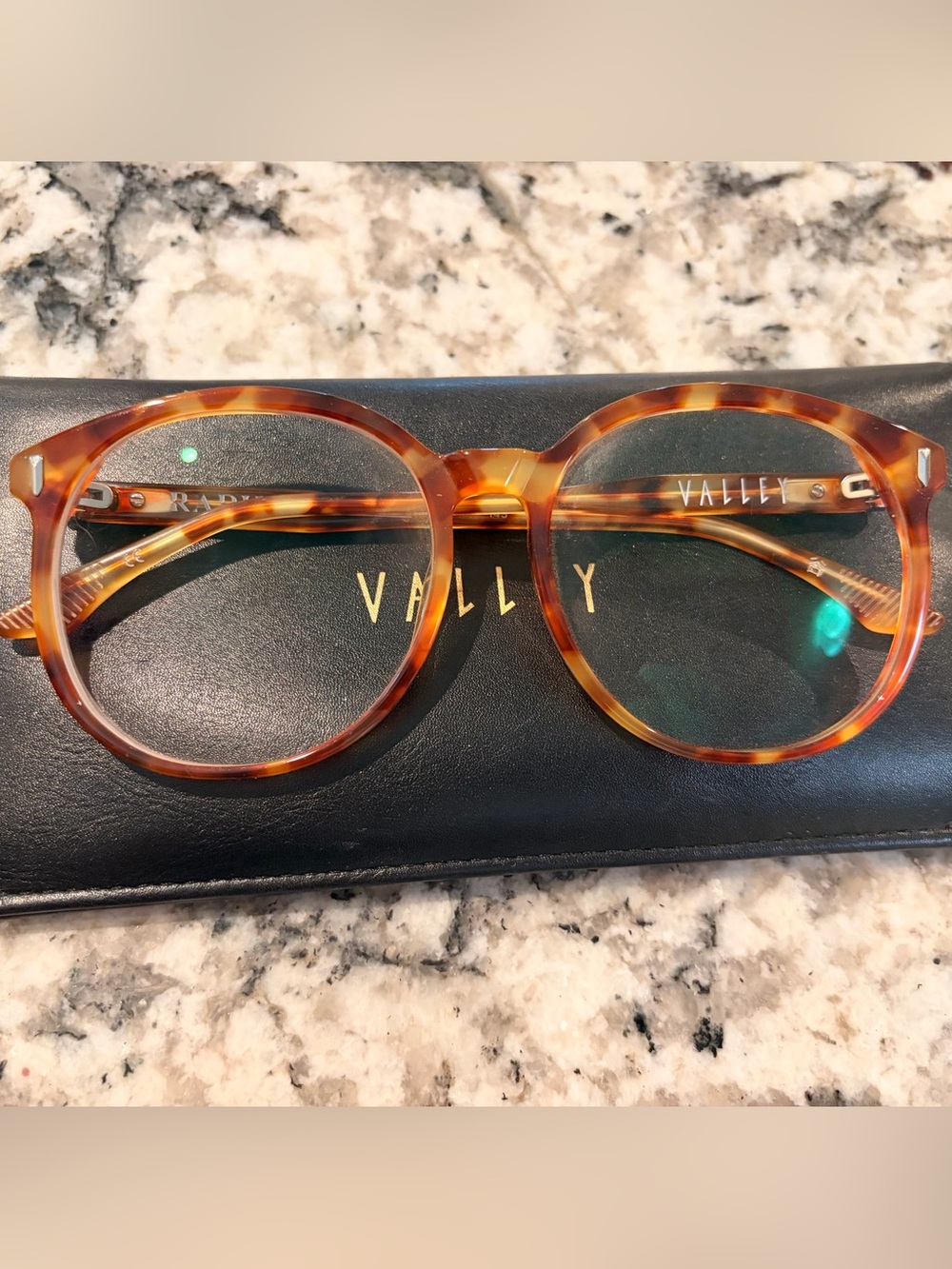 Valley Eyewear Women’s Radius Tortoiseshell Round Glasses